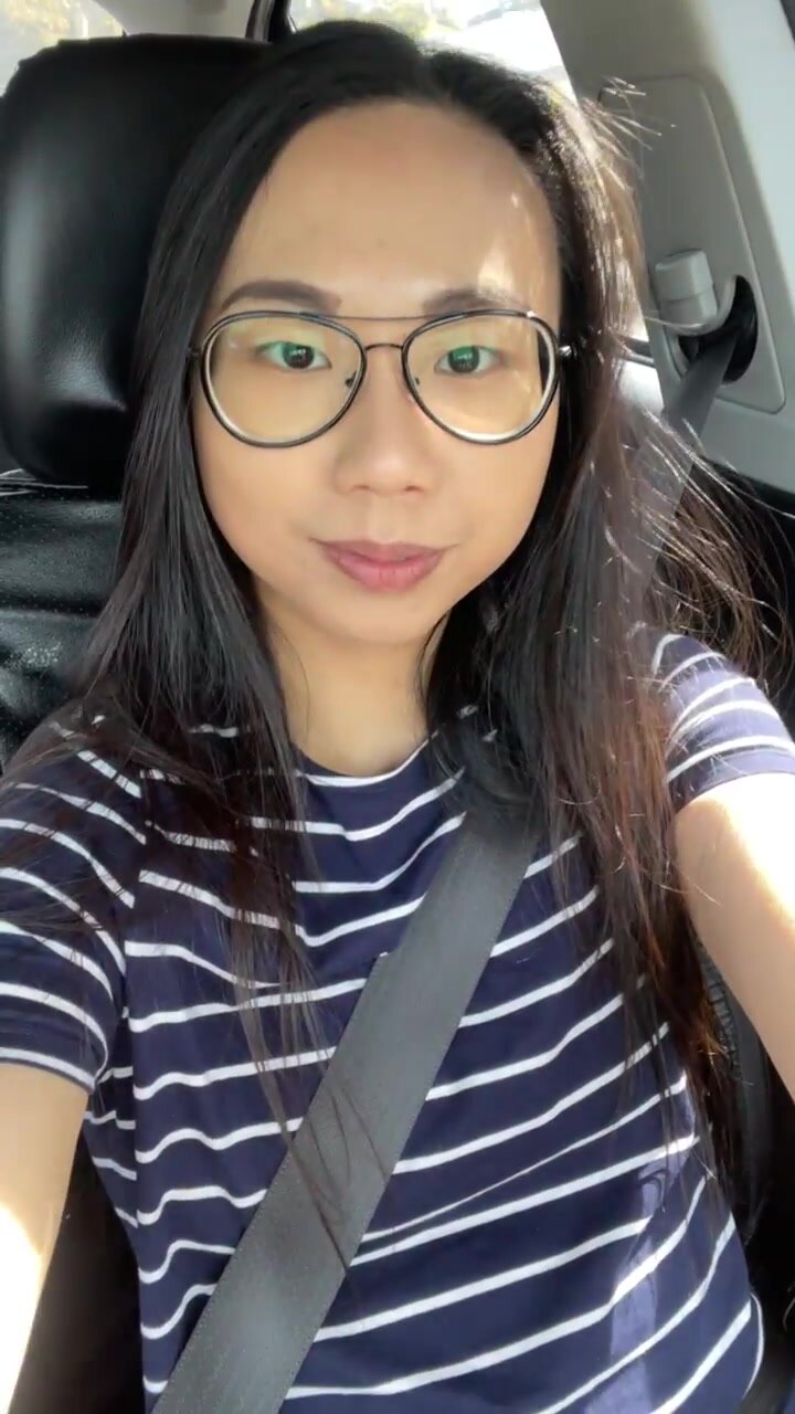 My little brown slit wants to say hi